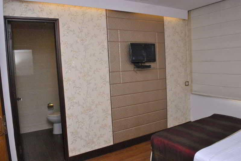 Jukaso Inn Pragati Maidan Nova Deli Exterior foto